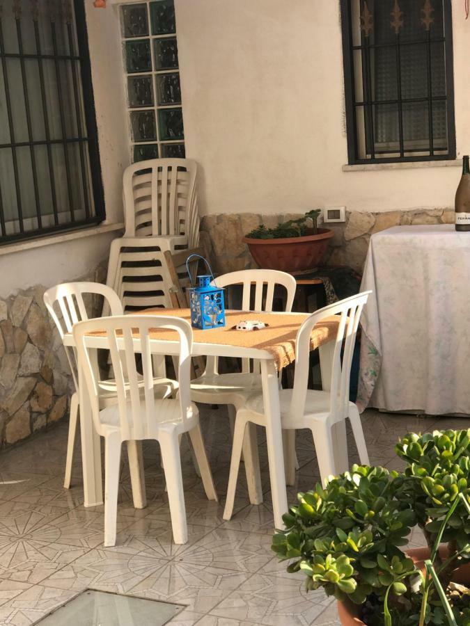 Nido D'Amore A Terracine Extérieur photo